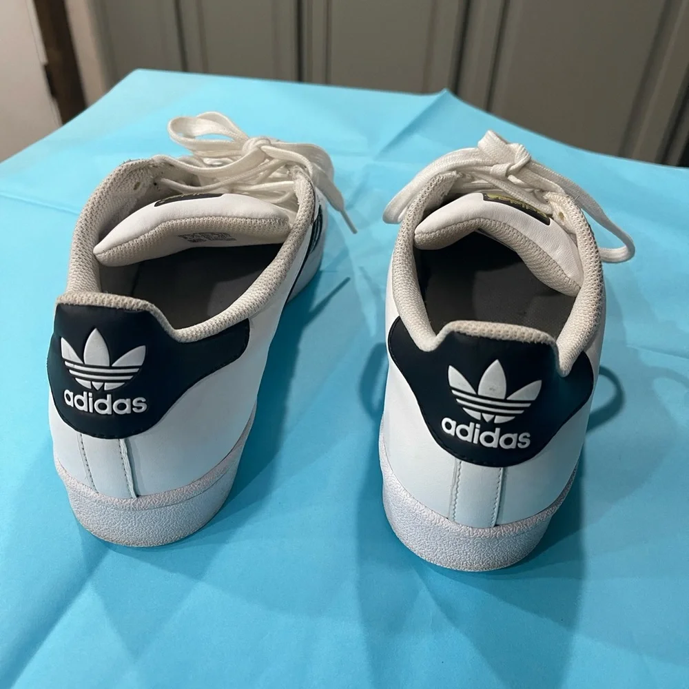 Adidas Superstar EUC - Picture 7 of 7